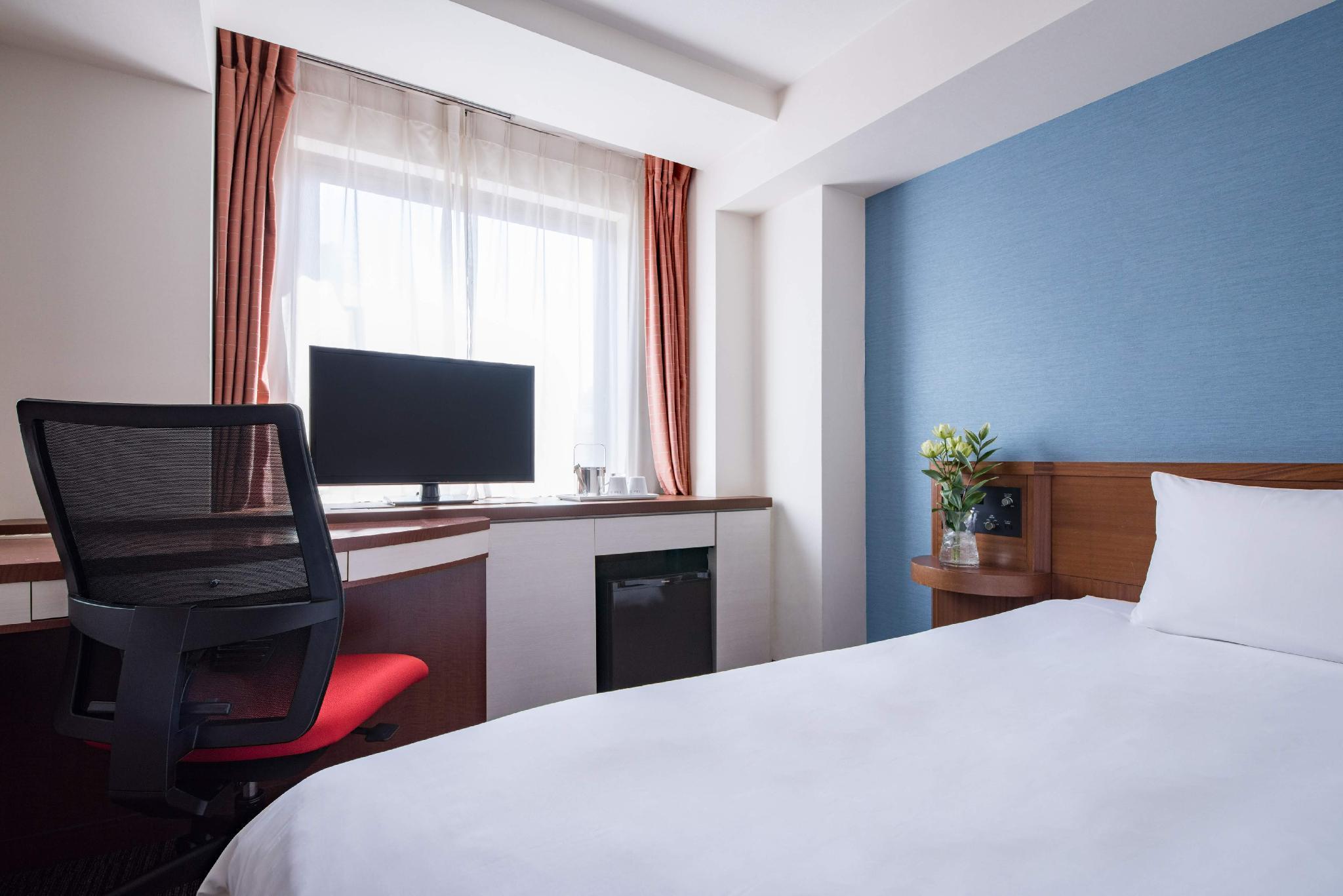 Hotel The B 3*